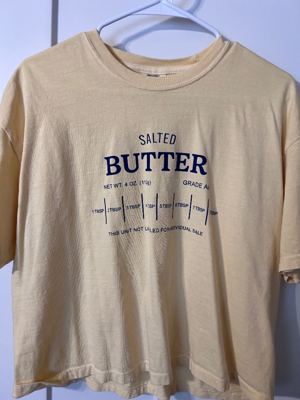 Cropped butter shirt